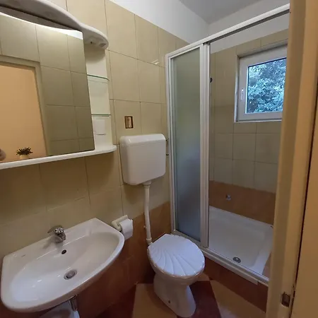 公寓 Marija Sabina 洛帕